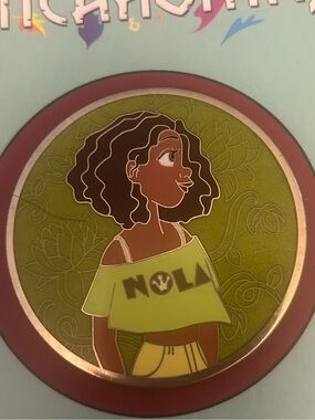 Da Vinci fantasy pins slumber party Disney comfy princess Tiana fantasy pin